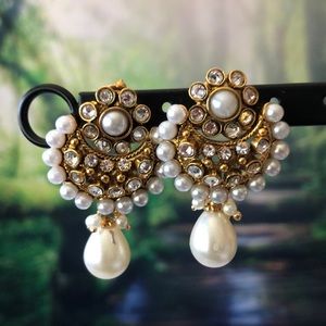 Gold and pearl drop earrings (Indian)